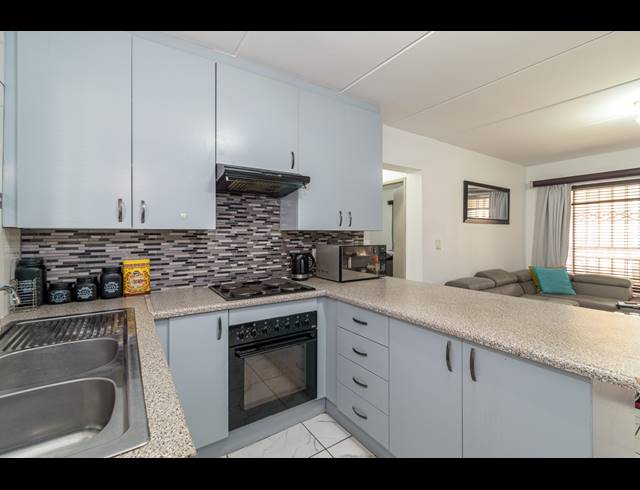 2 BEDROOM APARTMENT SOLD IN NORTH RIDING